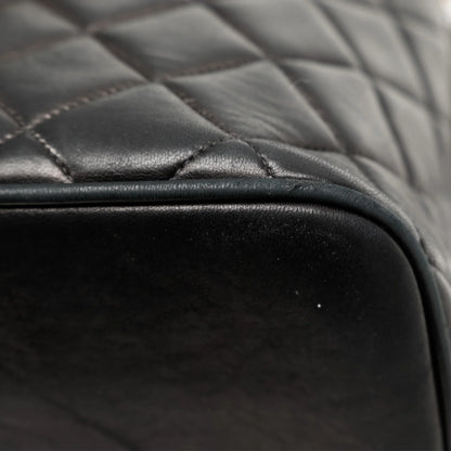 Pre-Owned Authenticated Chanel Quilted Lambskin Dome Shoulder Bag Leather Black Unisex (Good)