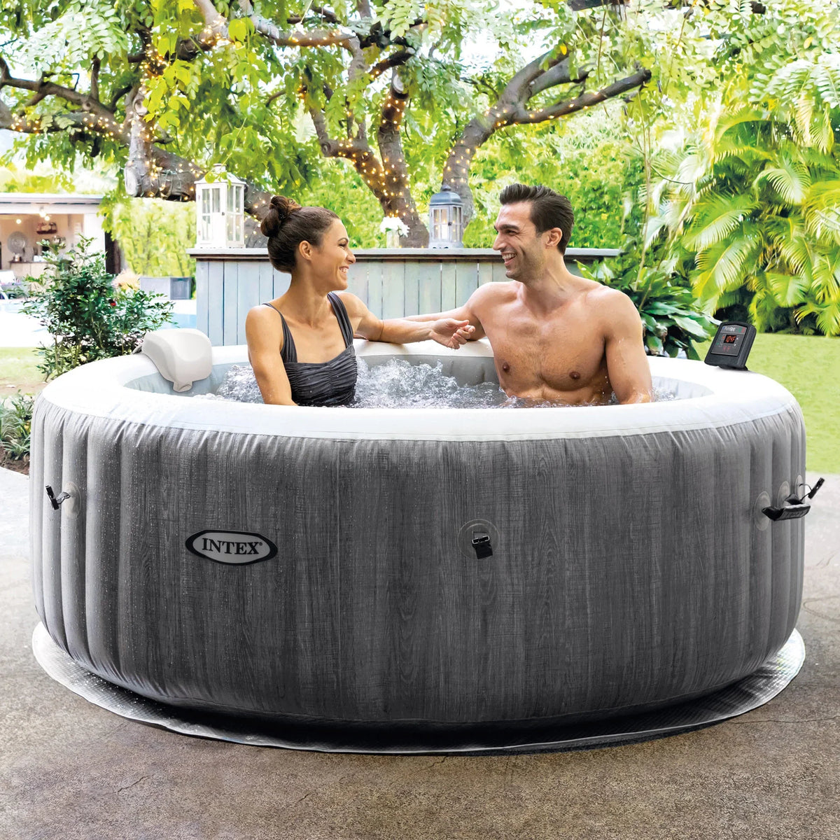 Intex PureSpa Plus Inflatable Hot Tub + Intex Tray Accessories (4 Pack)