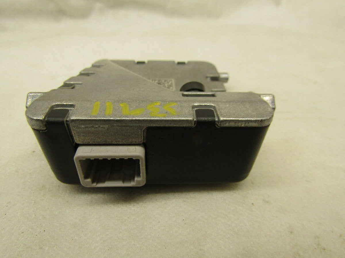 Pre-Owned 2018-2021 Toyota Tundra Windshield Mounted Lane Departure Camera OEM LKQ (Good)